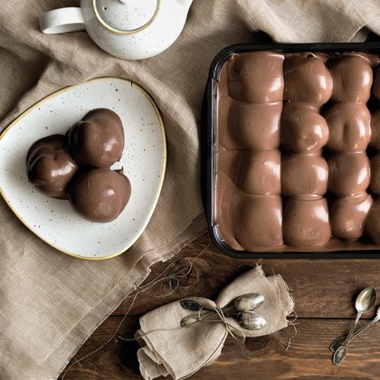 Profiteroles Vaschetta Scuro